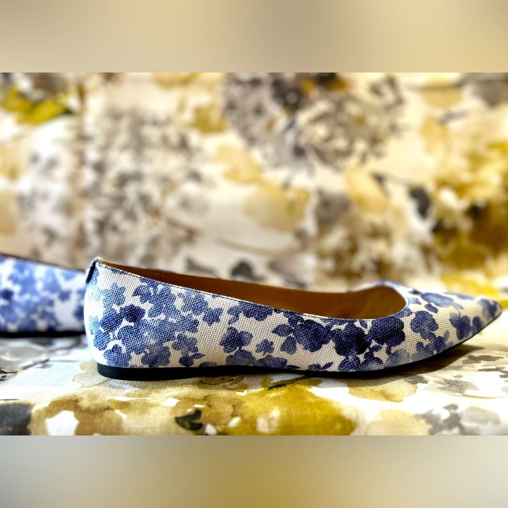 NIB Michael Kors Floral Adrianna Flats Size 8.5